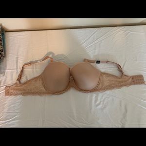 NWT Victoria’s Secret Dream Angels Lined Demi